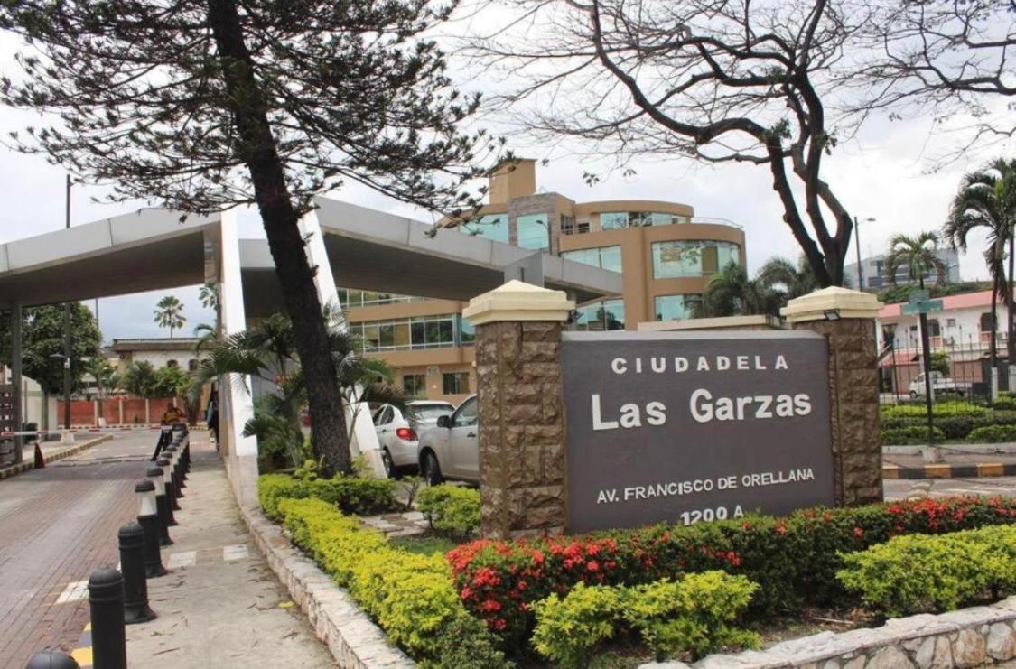 Mega Suite Junto Al San Marino Shopping Guayaquil Ngoại thất bức ảnh